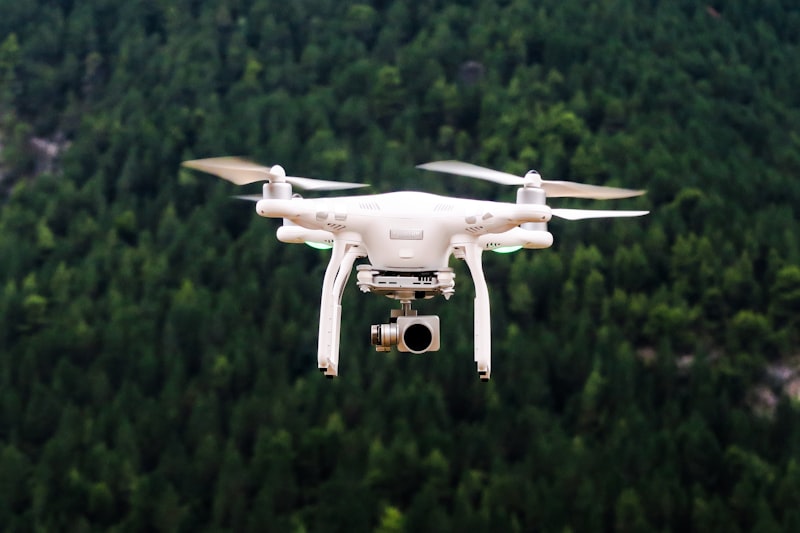 Otonom Dronlar ve Yapay Zeka ile Elektrik Hattı İnspeksiyonu